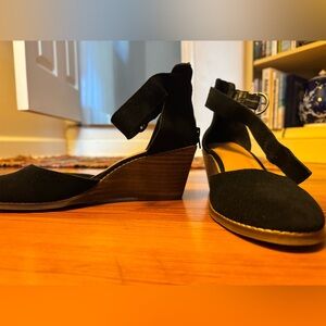 Crown Vintage Black Suede Wedges